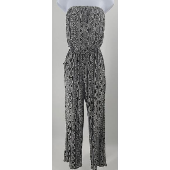 Pink Republic ladies romper black & white paisley boho chic Sz Small resort wear - Picture 1 of 11